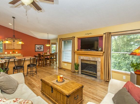 4th image of 419 Brookwood Dr