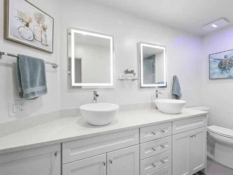 17235 Bay St — Photo 28