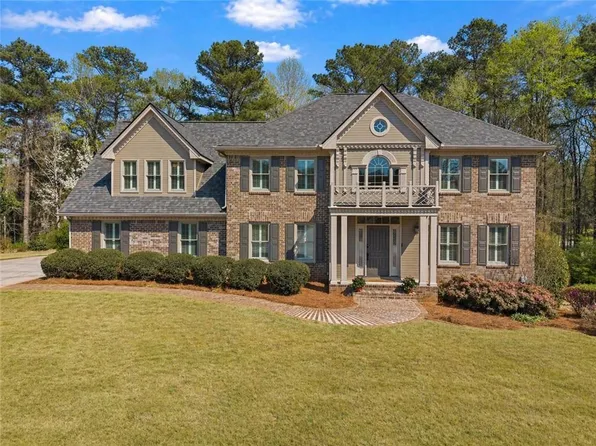 4350 Fallowfield Ln SW, Lilburn, GA 30047