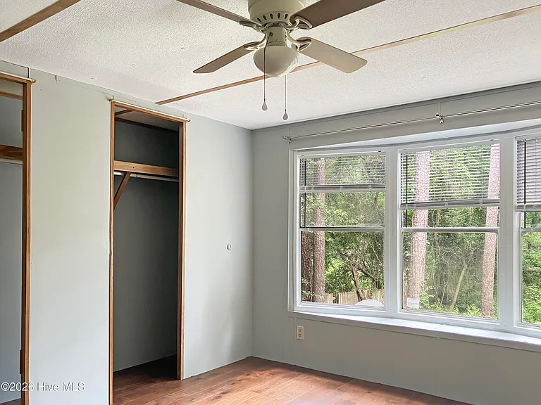 3020 Carswell Dr — Photo 9