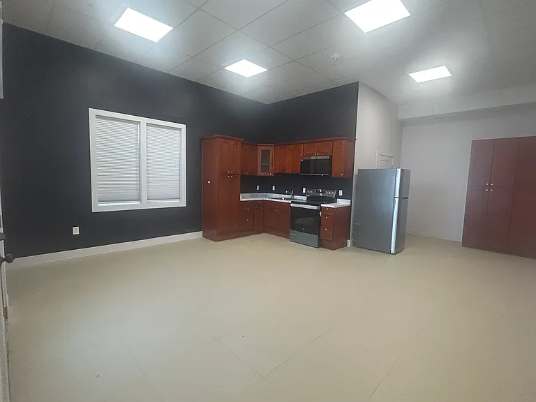 301 Grand Ave #107 — Photo 2