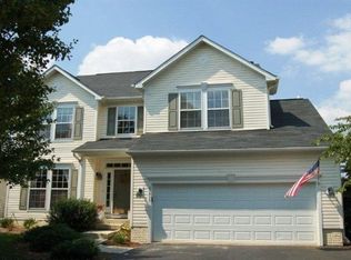 25915 Sarazen Dr, Chantilly, VA 20152