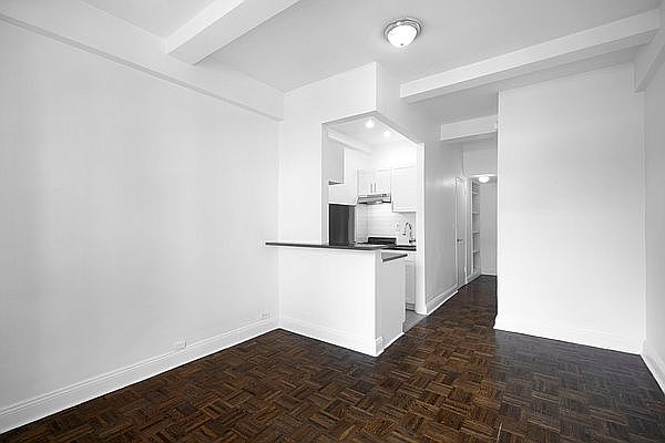 1st image of 160 W 71st St APT 5H