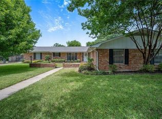 857 Arlington Dr, Woodway, TX 76712