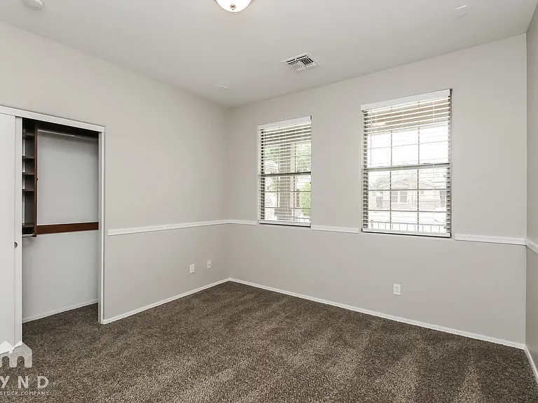 21549 E Lords Ct — Photo 12