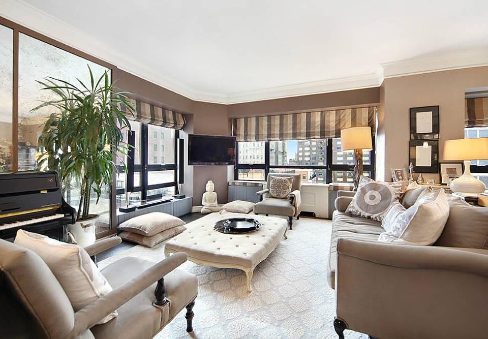1st image of 415-423 E 54th St #11A