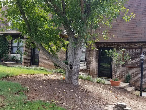 2nd image of 10 Poinsett Ave APT F
