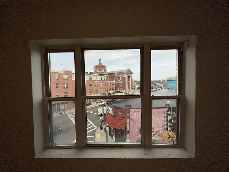 366 Centre St #4 — Photo 9