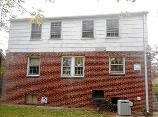 2231 Charleston Pl, Hyattsville, MD 20783