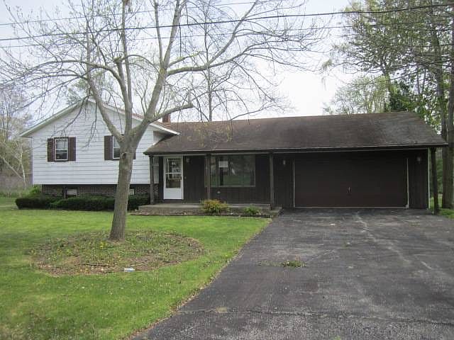 1st image of 10233 W Pickford Ave