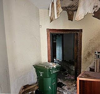 3rd image of 1023 Poplar Grove St