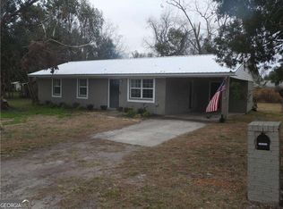 121 Beaver Dr, Blackshear, GA 31516