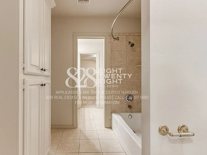 3841 Tudor Cir — Photo 33