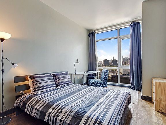 5th image of 11-24 31st Ave #11C