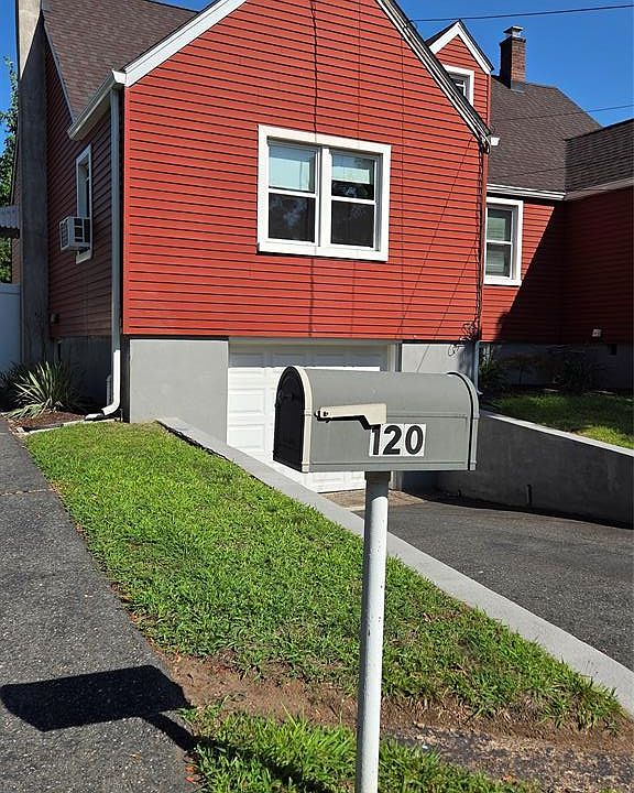 1st image of 122 Westview Ave
