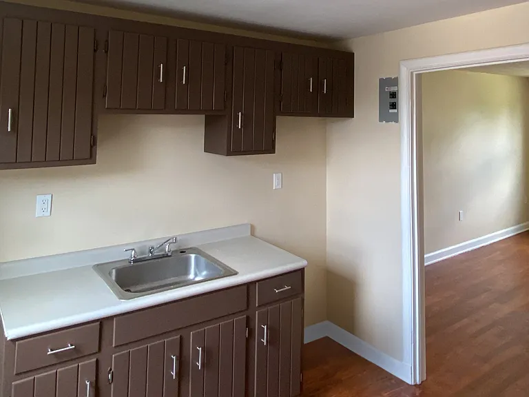 2661 South St SE #J — Photo 6