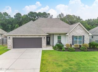 15154 Belhaven St, Gulfport, MS 39503