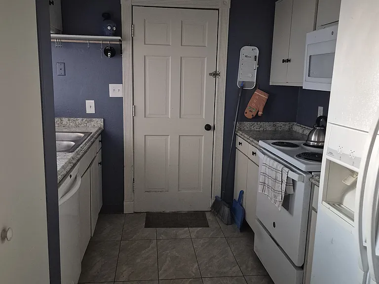 1625 N Murray Blvd #230 — Photo 5