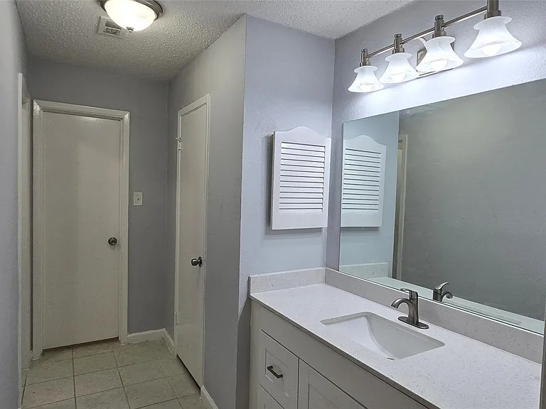 6311 Dawnridge Dr — Photo 16