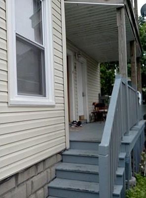 2nd image of 63 A Baker St