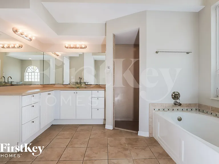 27065 Formosa Dr — Photo 12