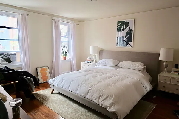 Rented by Compass | media 14