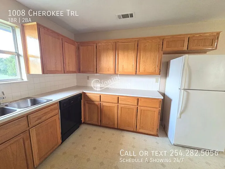 1008 Cherokee Trl — Photo 6