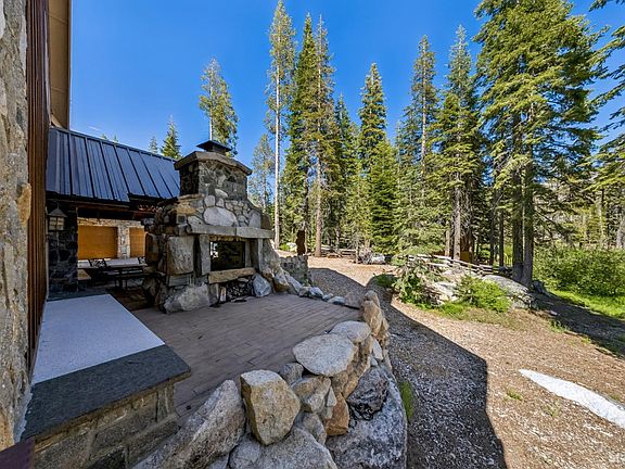 3rd image of 7770 Tamarack Pines Rd