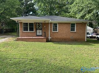 2702 Garvin Rd NW, Huntsville, AL 35810