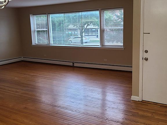 2nd image of 1556 Westchester Blvd Floor 1