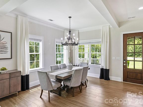 4th image of 10542 Sweethaven Ln