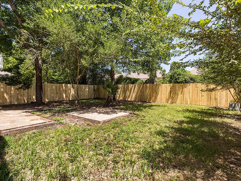 42 Camber Pine Pl — Photo 31