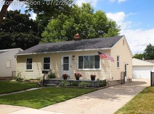 917 Amelia Ave, Royal Oak, MI 48073