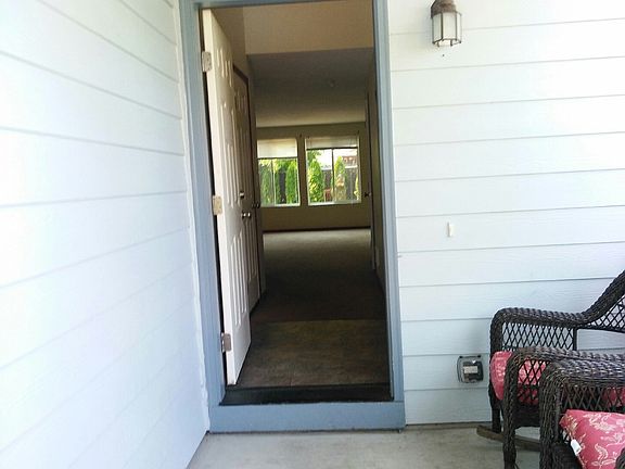 2nd image of 4708 NE 54th Ave