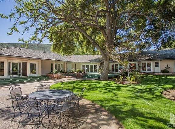 4th image of 4014 Cresthaven Dr