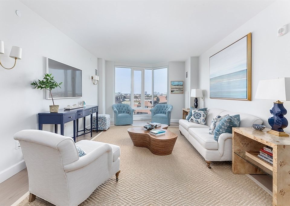 1st image of 100 Lovejoy Wharf Unit 8J