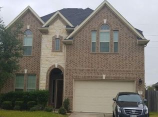 2111 Rolling Hills Dr, Pearland, TX 77581