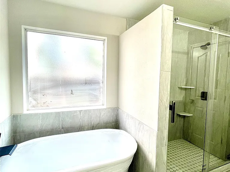 1719 Park Forest Dr — Photo 27