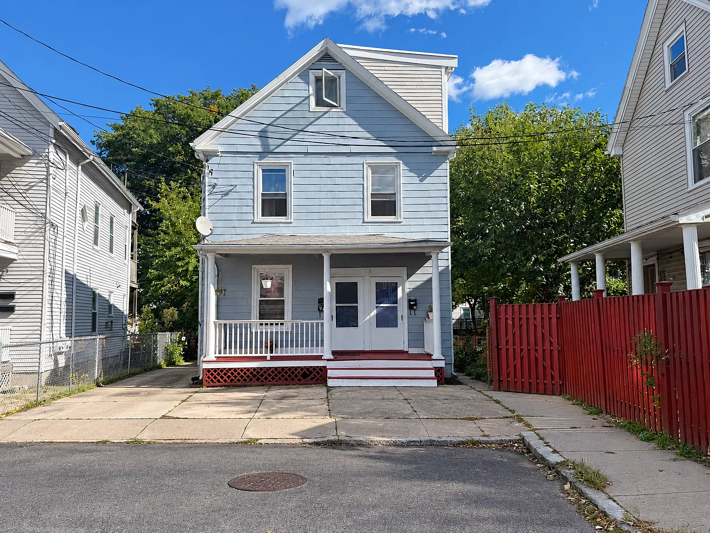 3 bed, 1100 sqft, $3,300 — Photo 1