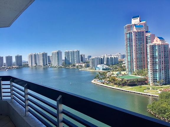 3rd image of 3530 Mystic Pointe Dr APT 1802