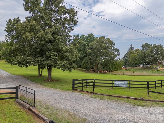 2nd image of 1217 Moore Rd #70-80-90