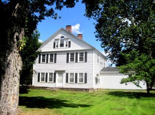 2 Park Pl, Granby, CT 06035