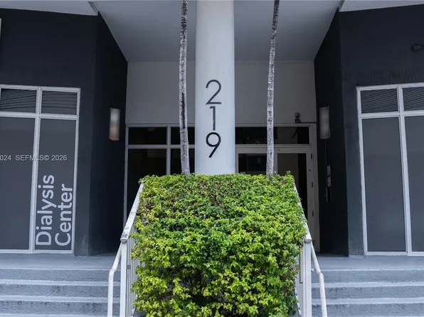 219 NW 12th Ave APT 707, Miami, FL 33128