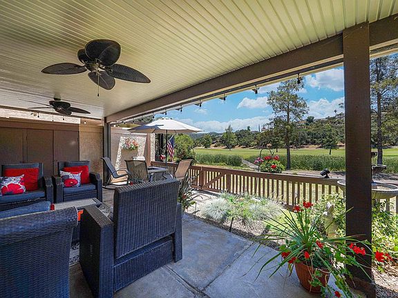 3rd image of 23931 Green Haven Ln