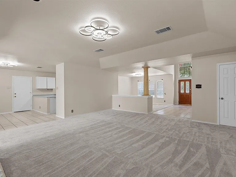 201 Covala Dr — Photo 10