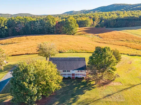 154 Cricket Ln, Rustburg, VA 24588