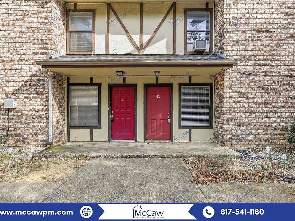 1st image of 800 Bluebonnet Dr APT C