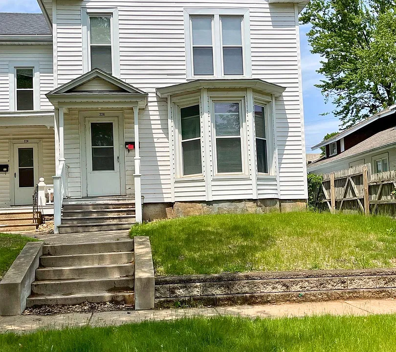 226 Hudson St