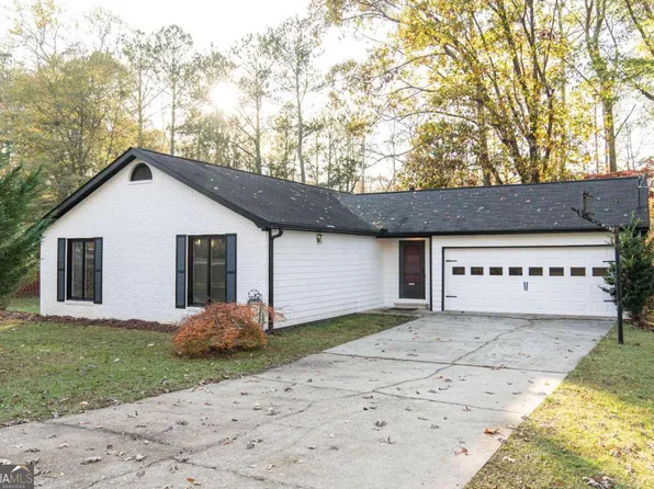 175 Jennifer Ln, Carrollton, GA 30116