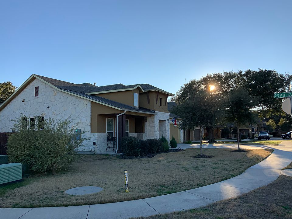 2nd image of 400 Parkwest Cv